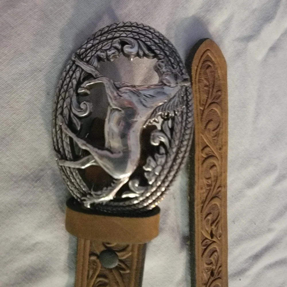 Girls Justin Boots Brown Leather Belt with Silver Buckle Sz 22